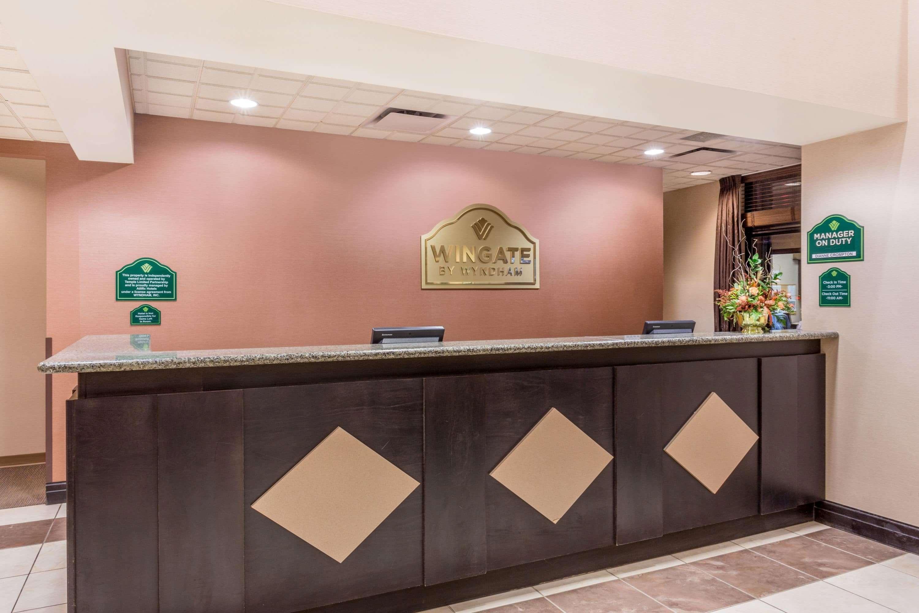 Wingate By Wyndham Regina Hotel Exterior foto